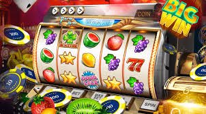 Moon Bonus feature triggering with free spins icon